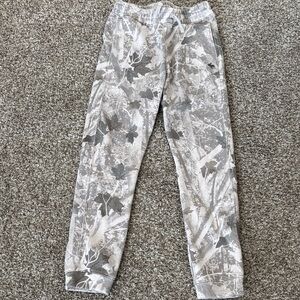 Abercrombie & Fitch Camouflage Joggers boys 11/12